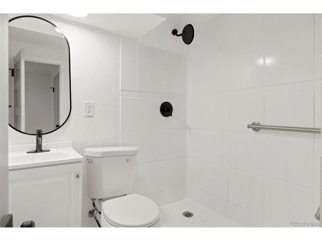 7940 Hollywood St, Commerce City, CO 80022