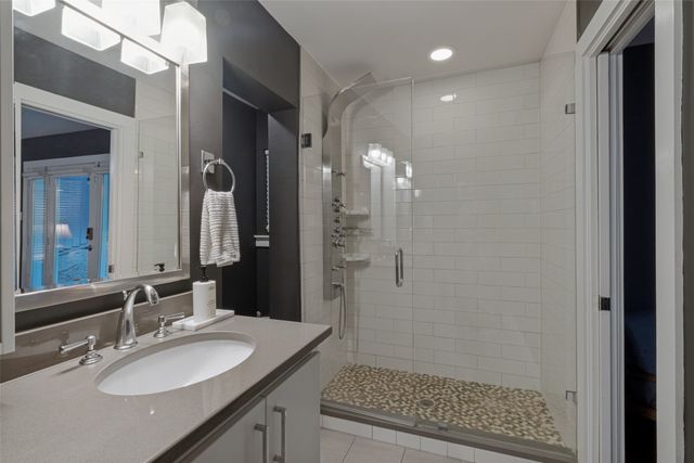 336 N Manus Drive, Dallas, TX 75224