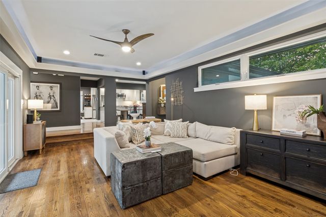 336 N Manus Drive, Dallas, TX 75224