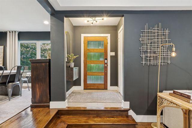 336 N Manus Drive, Dallas, TX 75224