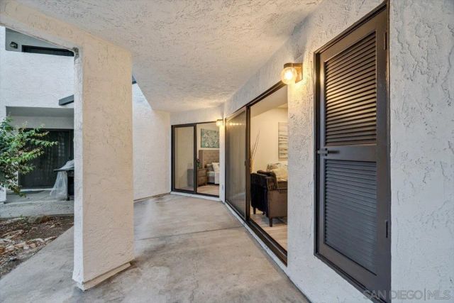 9745 Mesa Springs Way 142, San Diego, CA 92126