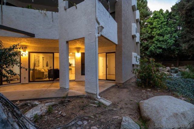 9745 Mesa Springs Way 142, San Diego, CA 92126