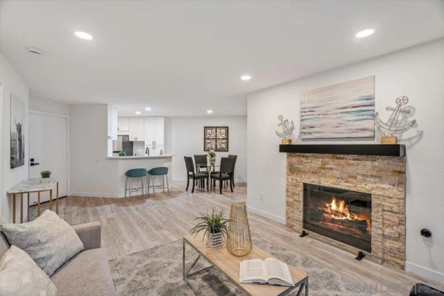 9745 Mesa Springs Way 142, San Diego, CA 92126