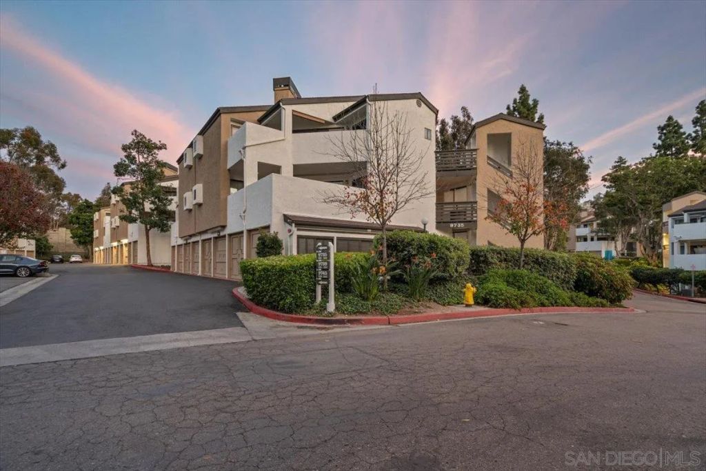 9745 Mesa Springs Way 142, San Diego, CA 92126