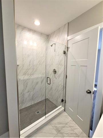 1140 E Breckenridge Street, Ferndale, MI 48220