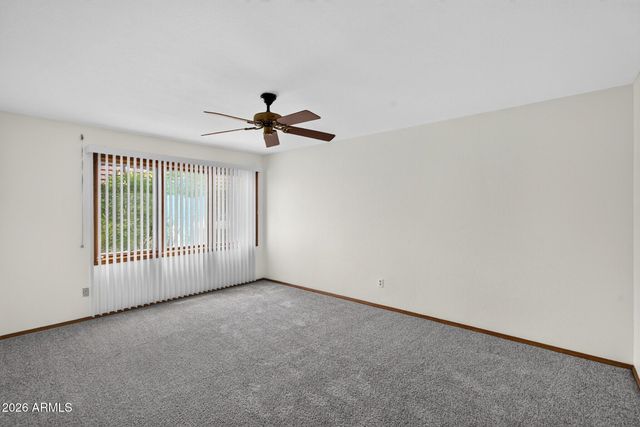 821 E REDONDO Drive, Tempe, AZ 85282