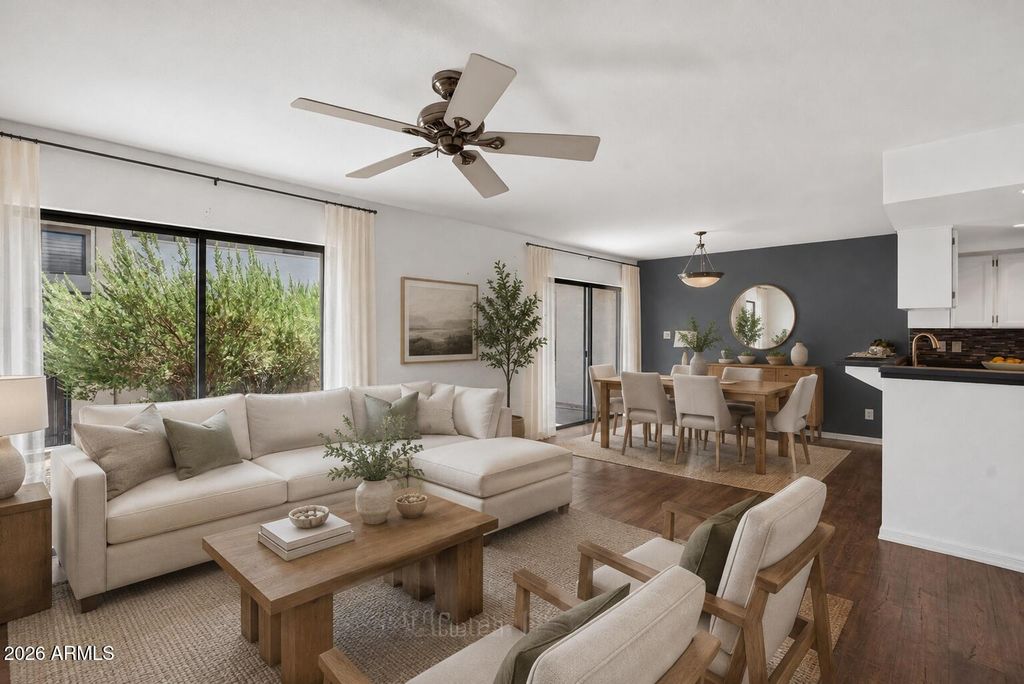 821 E REDONDO Drive, Tempe, AZ 85282