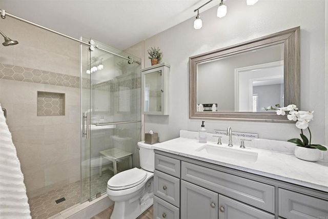 13065 Via Suena, Valley Center, CA 92082