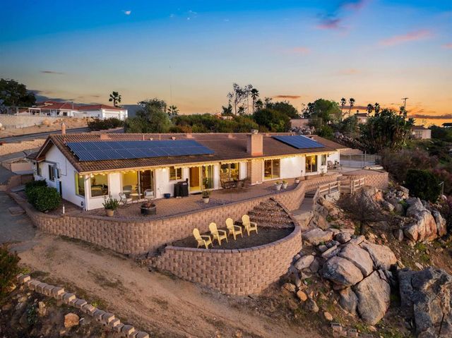 13065 Via Suena, Valley Center, CA 92082