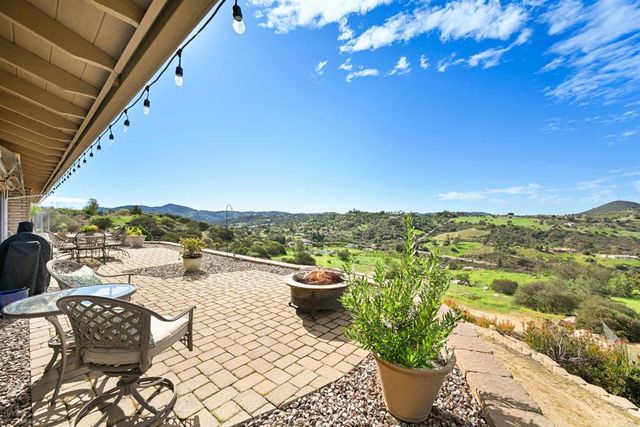 13065 Via Suena, Valley Center, CA 92082