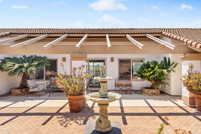 13065 Via Suena, Valley Center, CA 92082