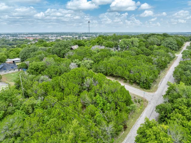 1725 Hitching Post, Granbury, TX 76049
