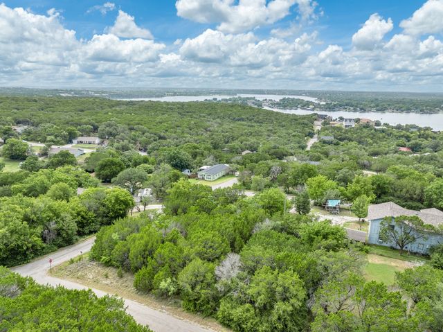 1725 Hitching Post, Granbury, TX 76049