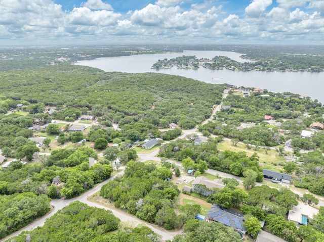 1725 Hitching Post, Granbury, TX 76049