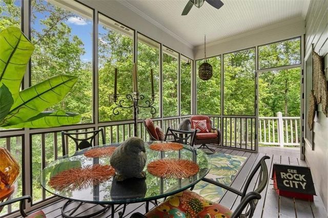 12 Somerset Lane, Cartersville, GA 30121