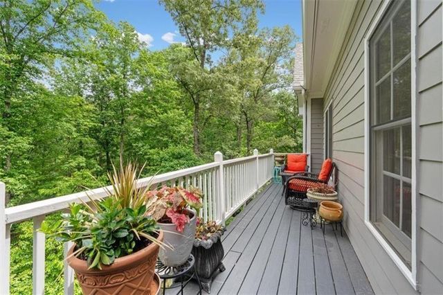 12 Somerset Lane, Cartersville, GA 30121