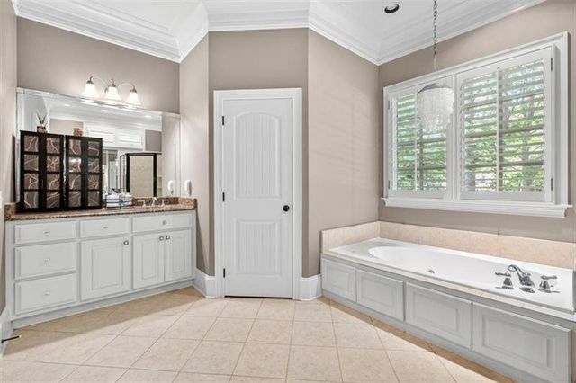 12 Somerset Lane, Cartersville, GA 30121