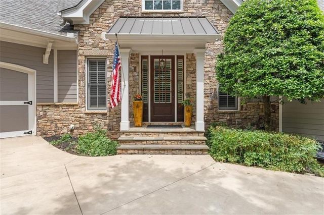 12 Somerset Lane, Cartersville, GA 30121