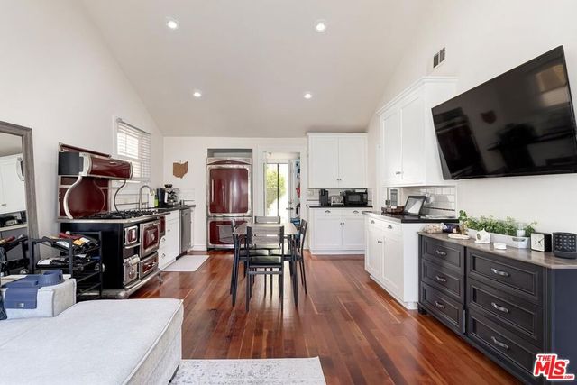 4248 La Salle Avenue, Culver City, CA 90232