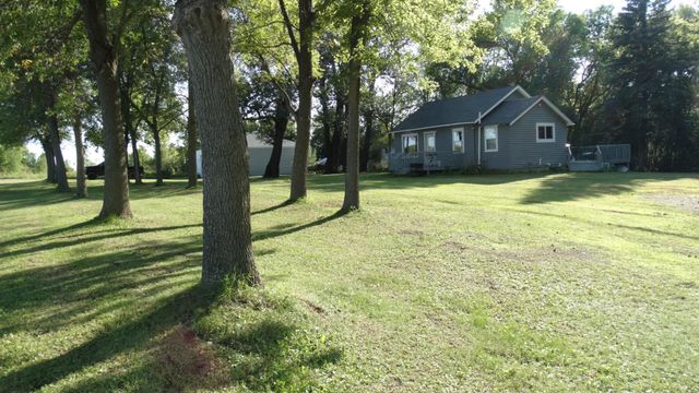 404 12th Avenue SE, Elbow Lake, MN 56531