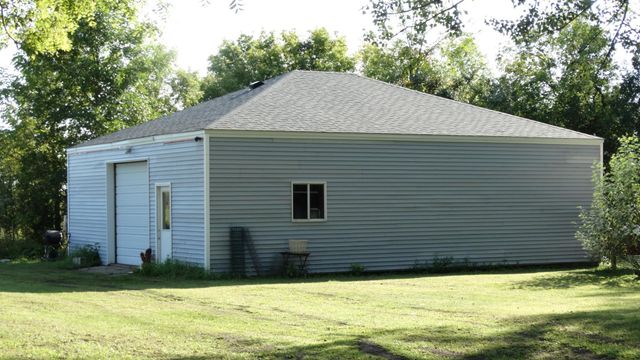 404 12th Avenue SE, Elbow Lake, MN 56531