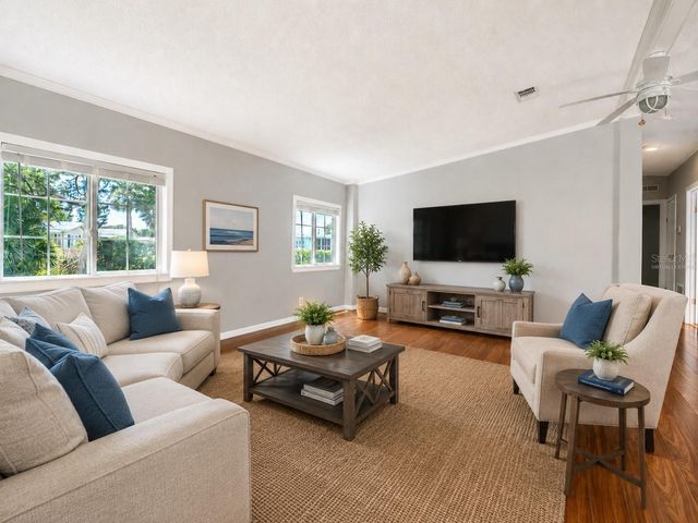 604 TOPSIDE CIRCLE, Edgewater, FL 32141