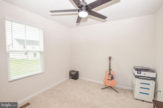 17 CHANGING SEASON WAY, Hedgesville, WV 25427