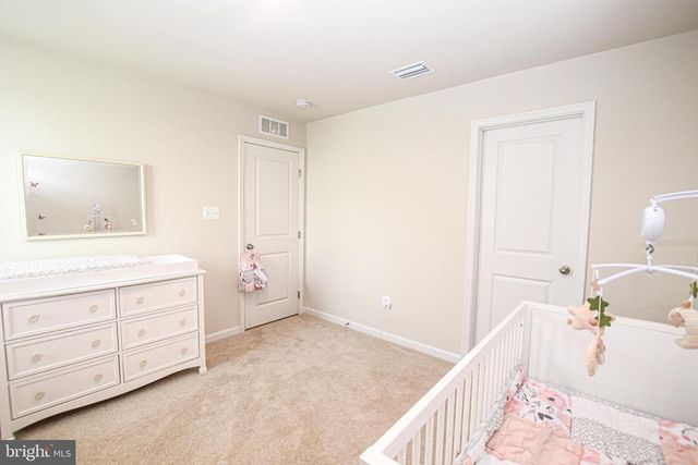 17 CHANGING SEASON WAY, Hedgesville, WV 25427