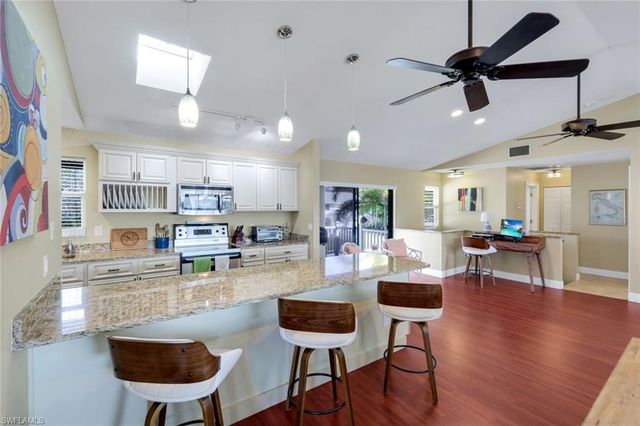 4741 Pembrooke LN, Bonita Springs, FL 34134