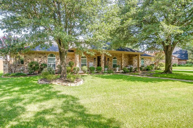 922 Highland Drive, Cleburne, TX 76033