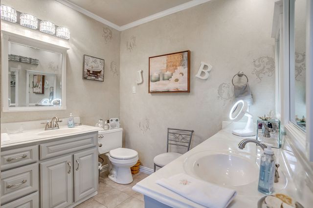 922 Highland Drive, Cleburne, TX 76033