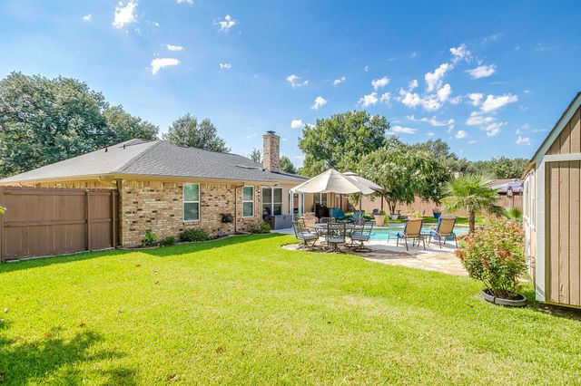 922 Highland Drive, Cleburne, TX 76033