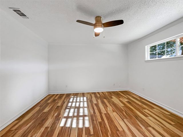 1716 Sylvan Drive, Arlington, TX 76012