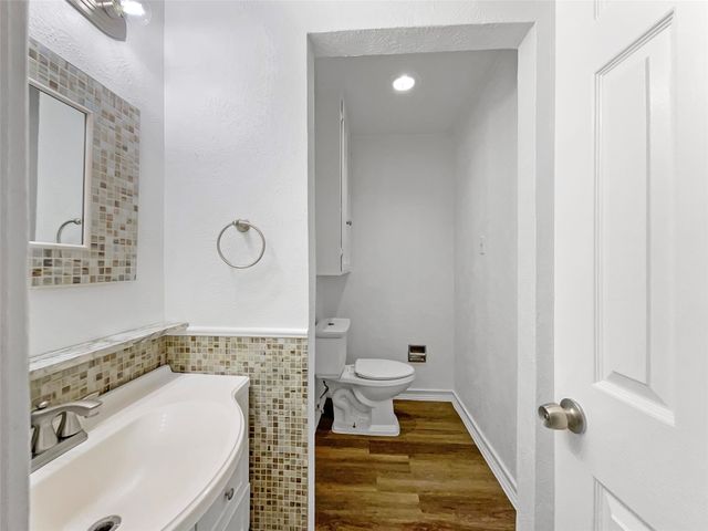 1716 Sylvan Drive, Arlington, TX 76012