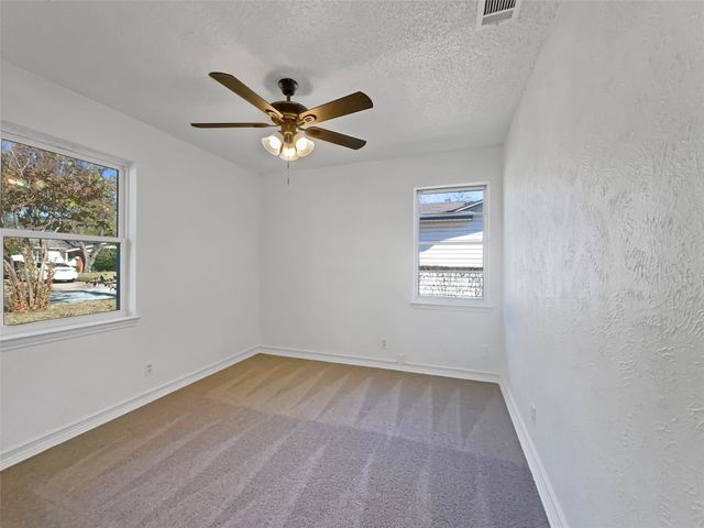 1716 Sylvan Drive, Arlington, TX 76012