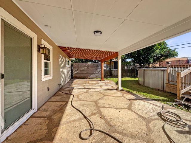 1716 Sylvan Drive, Arlington, TX 76012