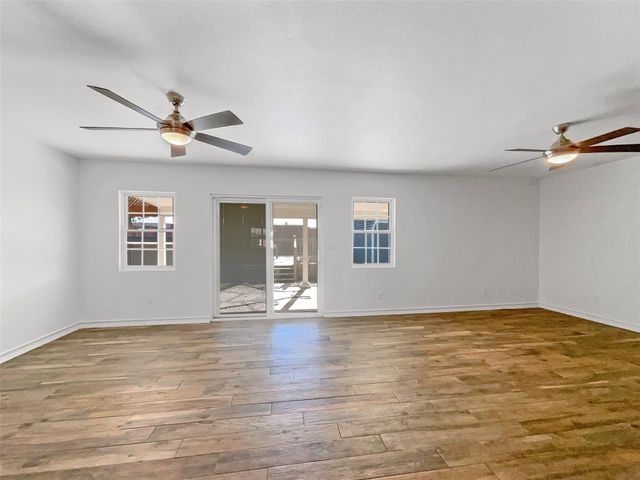 1716 Sylvan Drive, Arlington, TX 76012