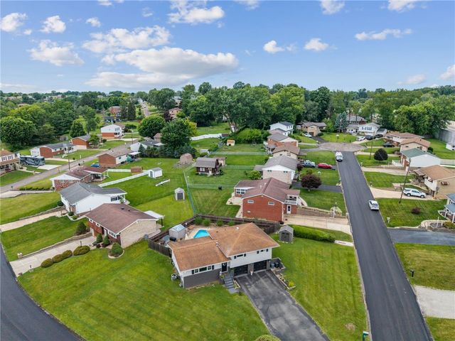 201 Church Dr, Hempfield Twp, PA 15642