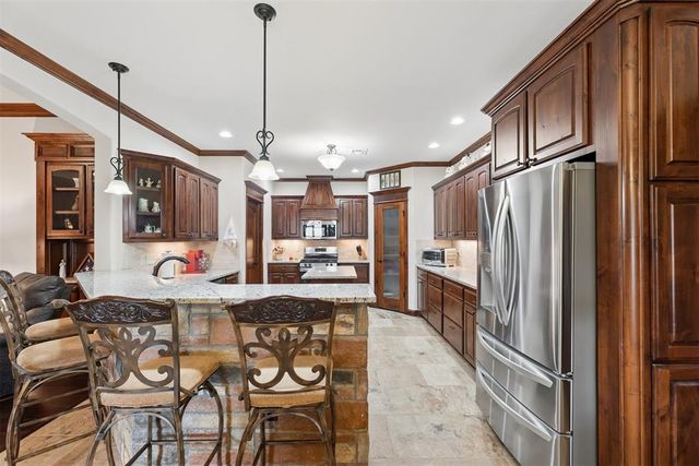 2486 County Road 1202, Blanchard, OK 73010