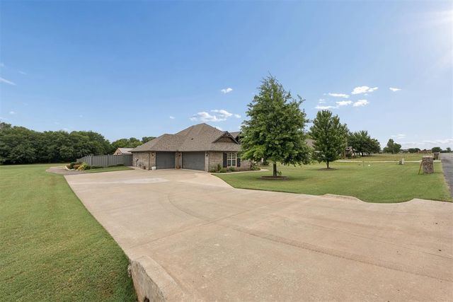 2486 County Road 1202, Blanchard, OK 73010
