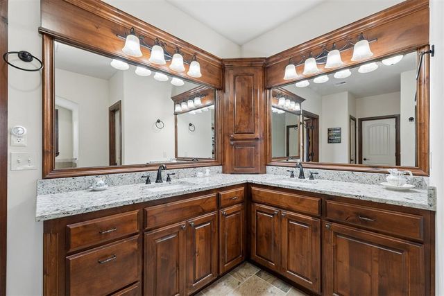 2486 County Road 1202, Blanchard, OK 73010