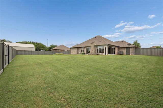2486 County Road 1202, Blanchard, OK 73010