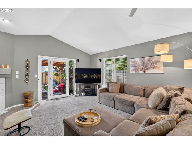 14123 Se SUMMERFIELD Loop, Happy Valley, OR 97086