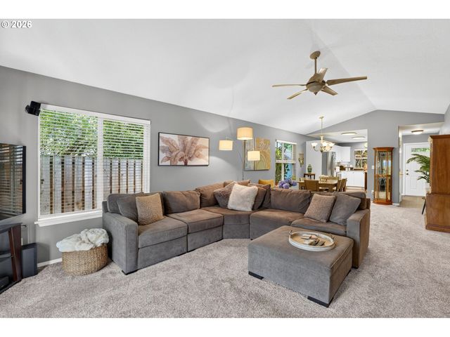 14123 Se SUMMERFIELD Loop, Happy Valley, OR 97086