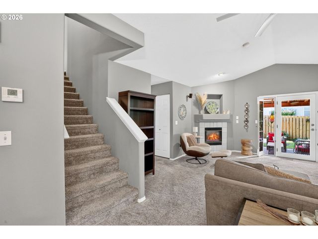 14123 Se SUMMERFIELD Loop, Happy Valley, OR 97086