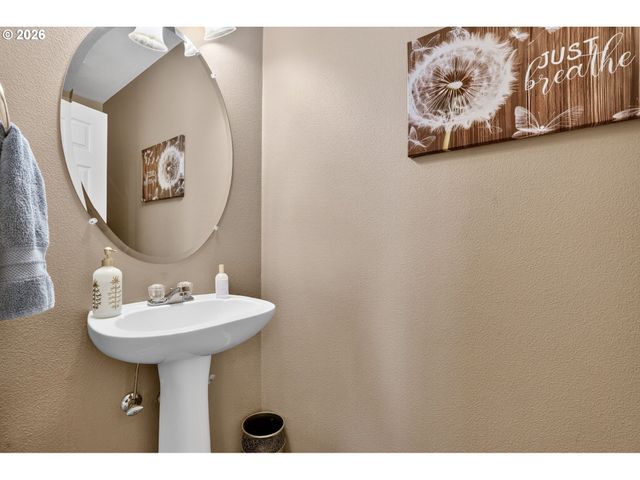 14123 Se SUMMERFIELD Loop, Happy Valley, OR 97086