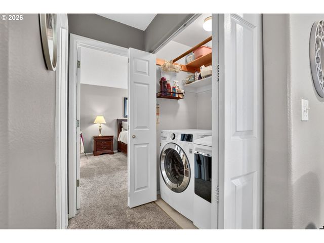 14123 Se SUMMERFIELD Loop, Happy Valley, OR 97086