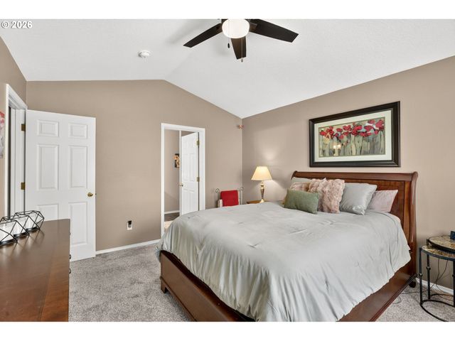 14123 Se SUMMERFIELD Loop, Happy Valley, OR 97086