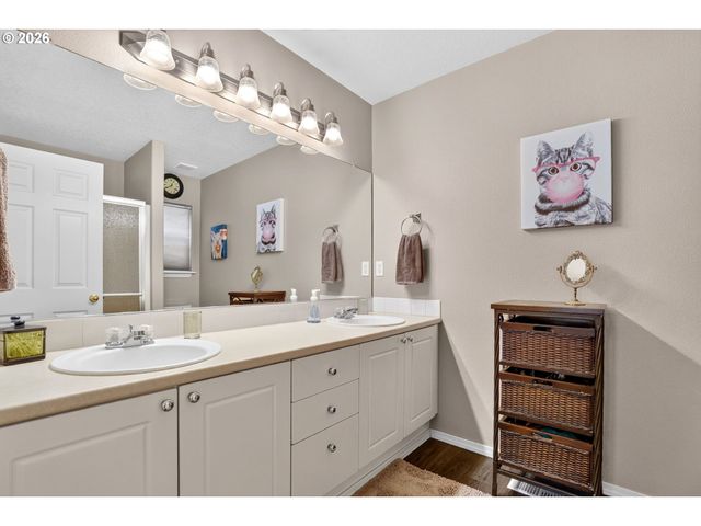 14123 Se SUMMERFIELD Loop, Happy Valley, OR 97086
