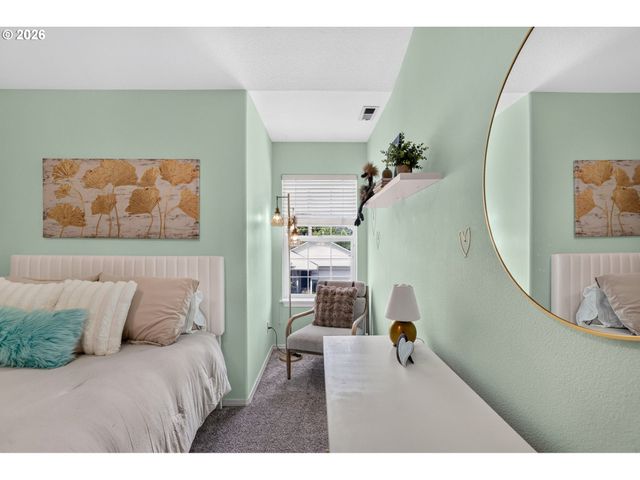 14123 Se SUMMERFIELD Loop, Happy Valley, OR 97086